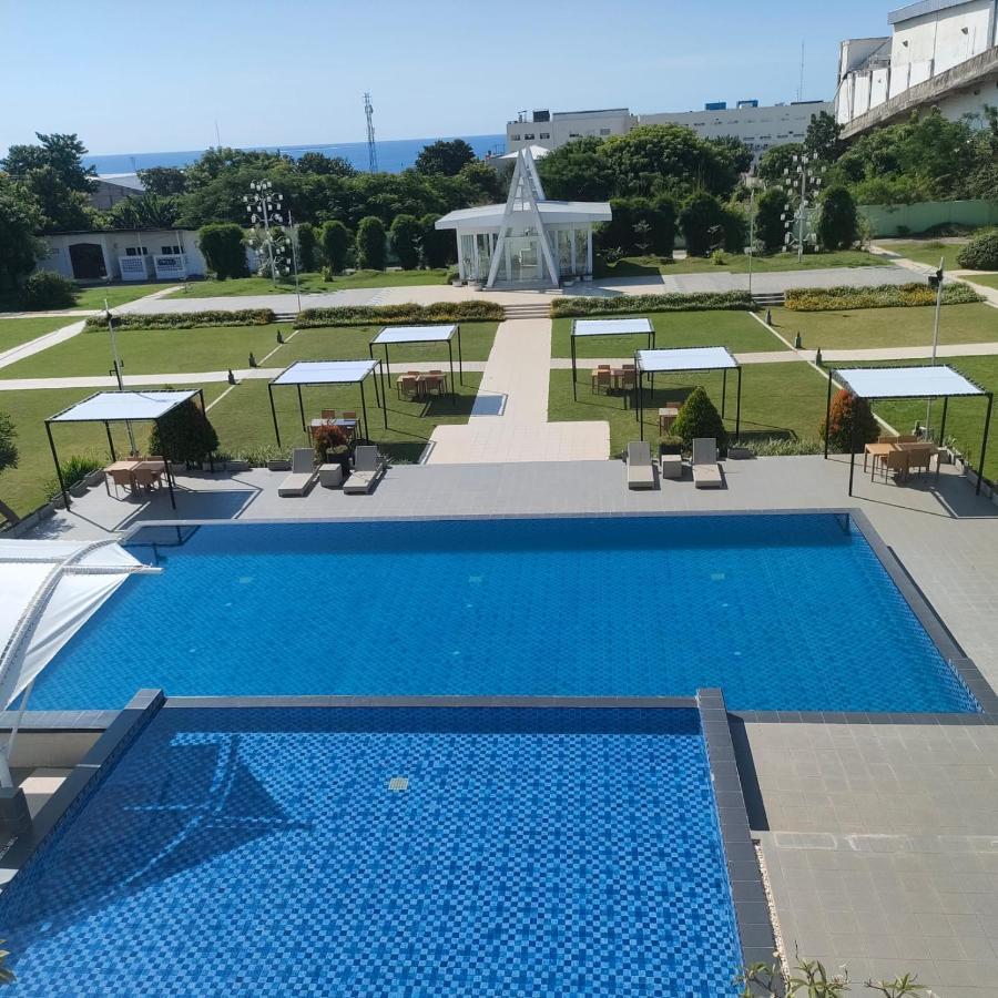 Naka Hotel Kupang Купанґ Екстер'єр фото